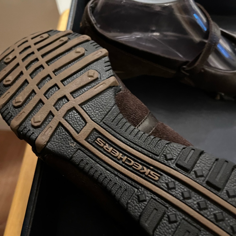 Skechers Brown leather Women's Shoes - Picture 7 of 9